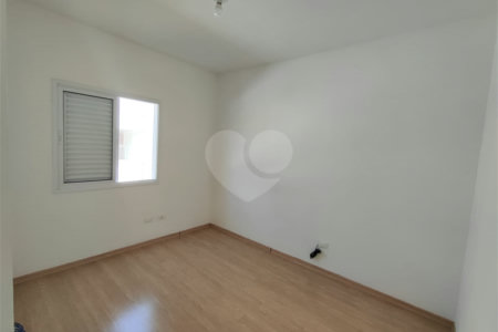Casa de Vila à venda com 3 quartos, sendo 1 suíte, em Loteamento Jardim Morumbi, Atibaia, SP