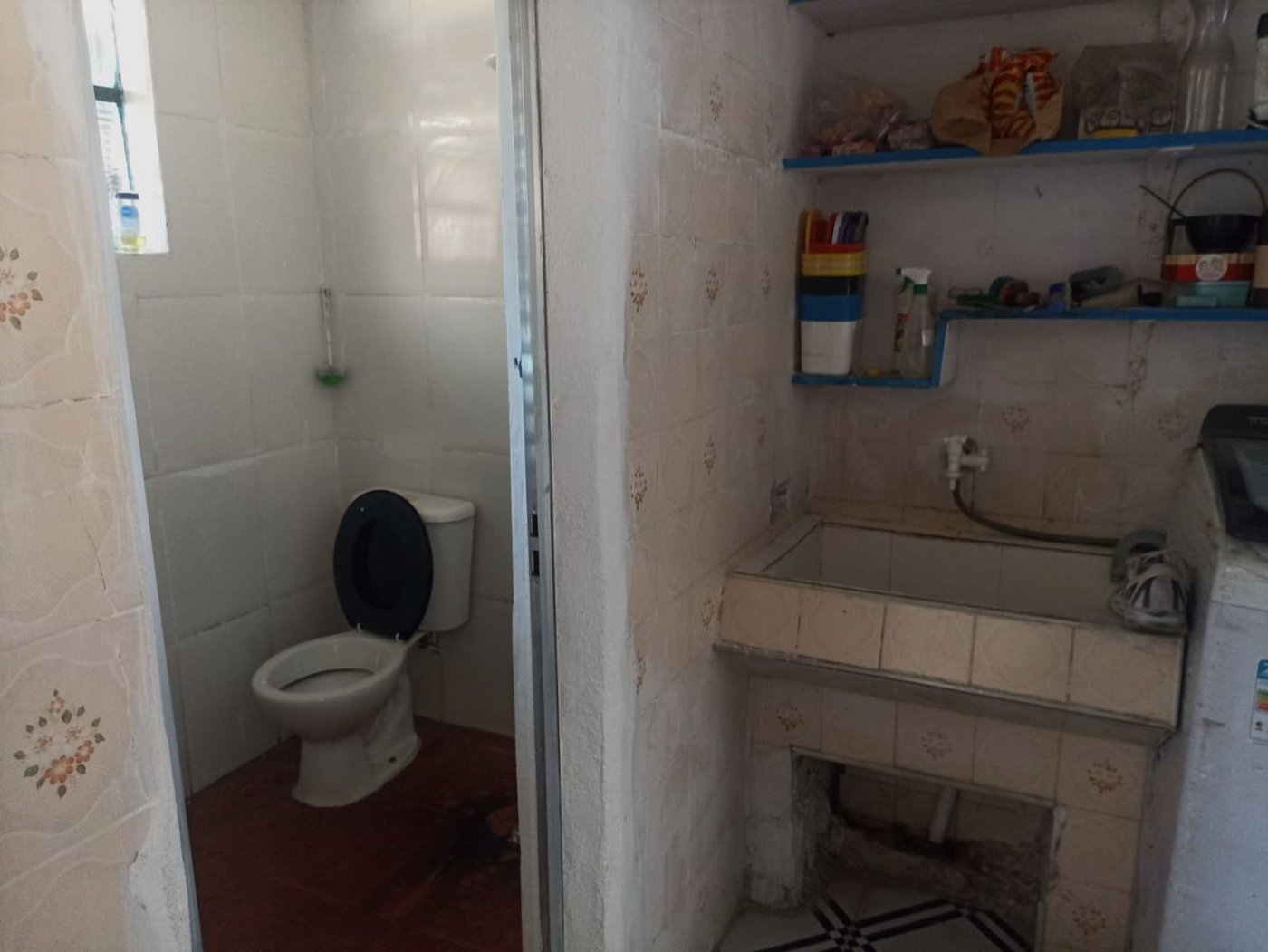 Casa com 2 dormitórios à venda, 244 m² por R$ 460.000,00 - Parque Bitaru - São Vicente/SP