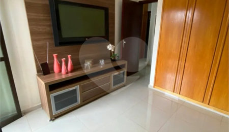 Apartamento à venda com 3 quartos, sendo 1 suíte,  em Jardim Irajá, Ribeirão Preto, SP