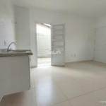 Casa à venda com 2 quartos, sendo 1 suíte, no condomínio Figueiras, Atibaia - SP