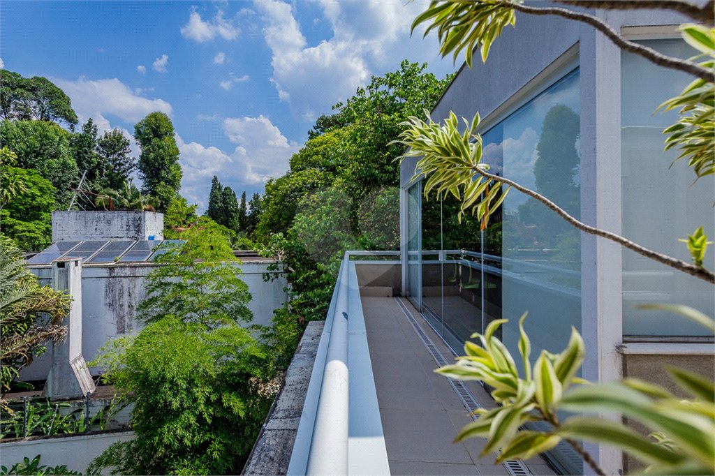 Casa à venda com 4 suítes no condomínio Las Cumbres, São Paulo - SP