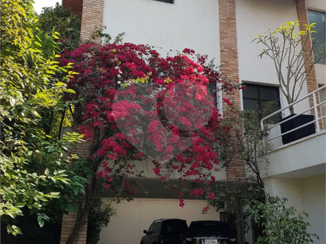 Casa à venda com 3 suítes no condomínio Palm Lane, São Paulo - SP
