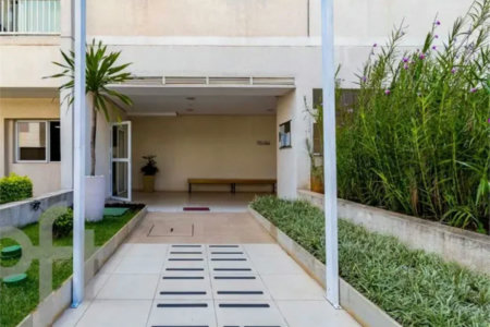 Apartamento à venda com 3 quartos, sendo 1 suíte, em Parque Reboucas, São Paulo, SP