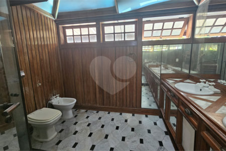 Casa em condomínio à venda com 5 quartos, sendo 3 suítes, em Barra da Tijuca, Rio de Janeiro, RJ