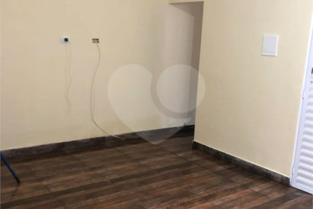 Casa à venda com 8 quartos no condomínio Quaresmeira, Suzano - SP