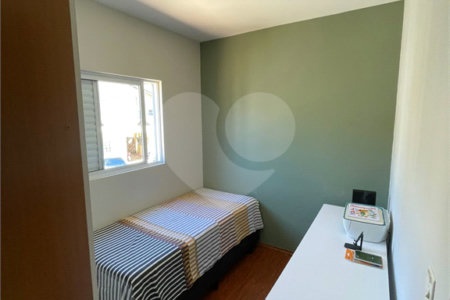 Casa à venda com 3 quartos, sendo 1 suíte, no condomínio Jardim Europa, Mogi das Cruzes - SP