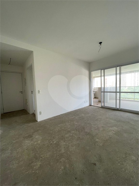 Apartamento à venda com 3 quartos, sendo 1 suíte, em Aclimação, São Paulo, SP