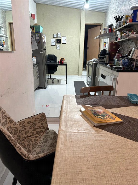 Casa Térrea à venda com 2 quartos em Vila Vitório Mazzei, São Paulo, SP