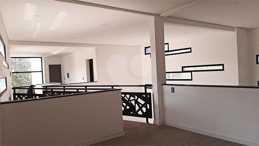 Casa à venda ou para alugar com 4 quartos, sendo 3 suítes, em Serra dos Lagos (jordanésia), Cajamar, SP