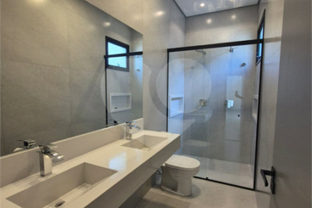 Casa à venda com 3 suítes no condomínio London Park, Indaiatuba - SP