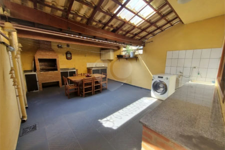 Casa à venda com 3 suítes em Jardim Ermida II, Jundiaí, SP