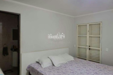 Sobrado à Venda com piscina e próximo à FAAT – Atibaia/SP