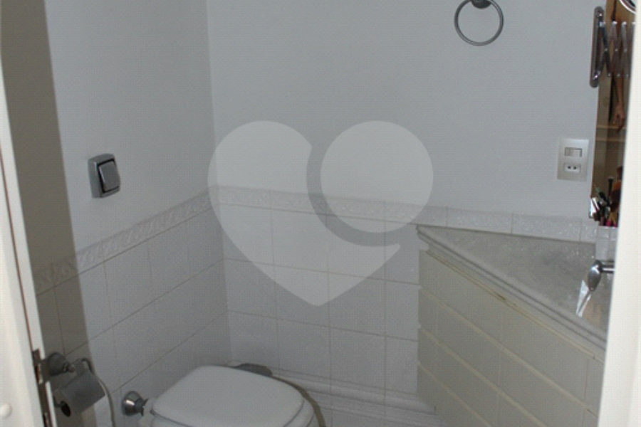 Apartamento à venda com 4 quartos, sendo 3 suítes, em Morumbi, São Paulo, SP