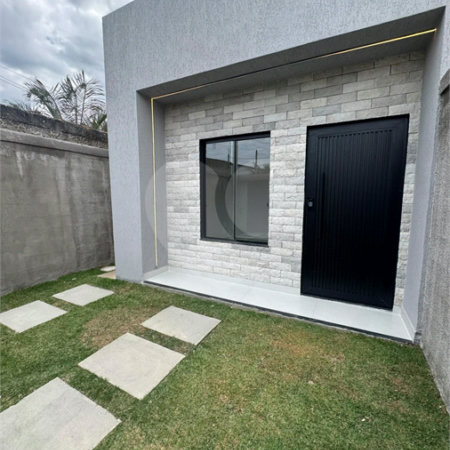 Casa à venda com 2 quartos, sendo 1 suíte, em Pedra de Guaratiba, Rio de Janeiro, RJ