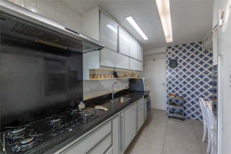 Apartamento à venda com 3 quartos, sendo 2 suítes, em Jardim Marajoara, São Paulo, SP