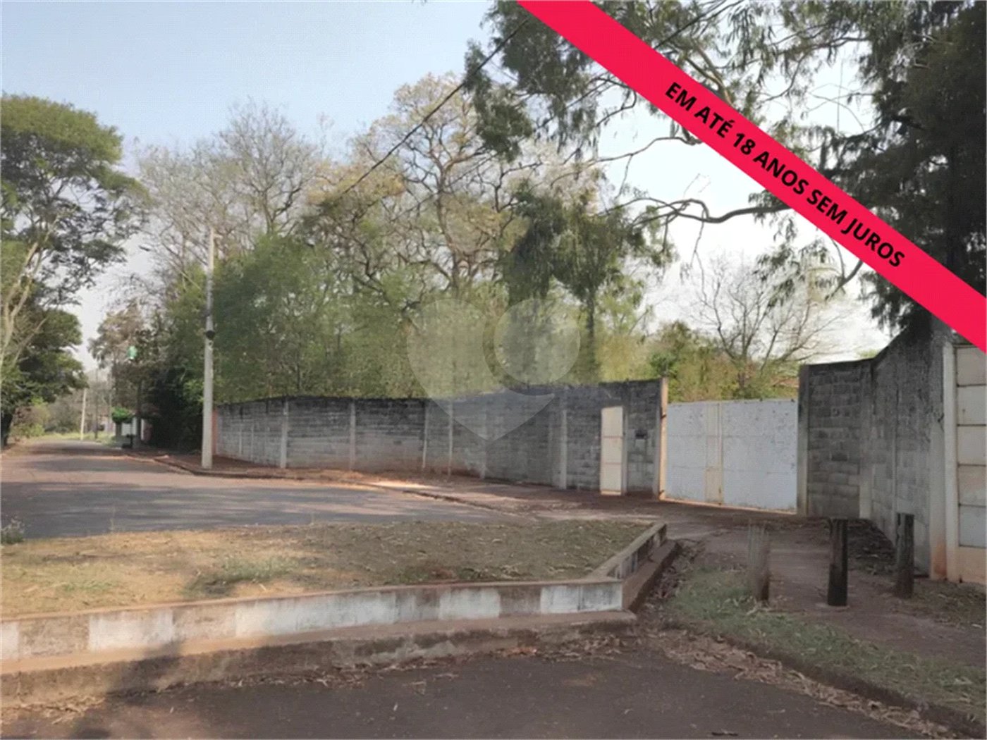 Oportunidade Imperdível: Terreno à Venda no Bairro Santa Rita!
