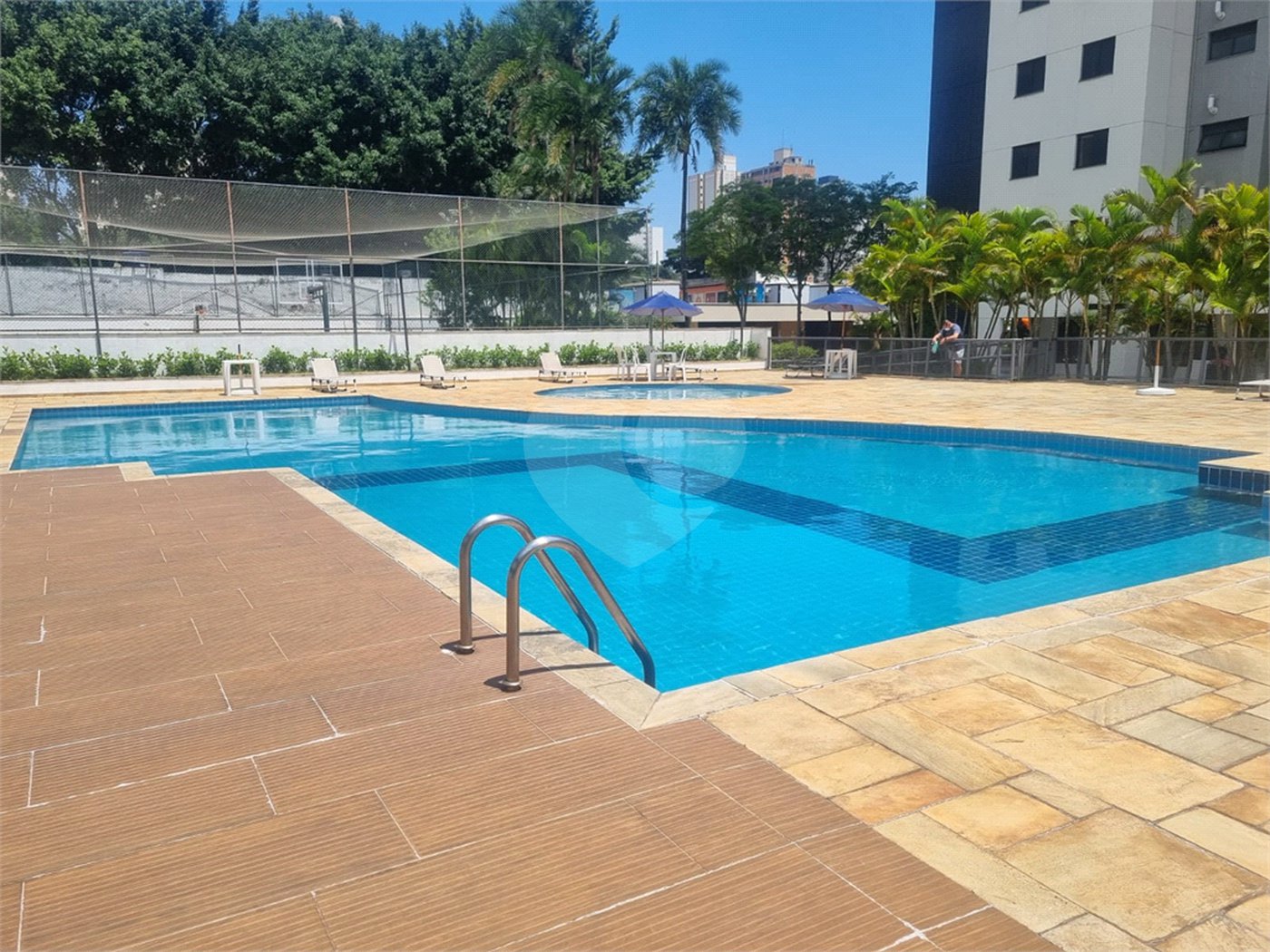 Apartamento à venda com 3 quartos, sendo 1 suíte, em Santo Amaro, São Paulo, SP