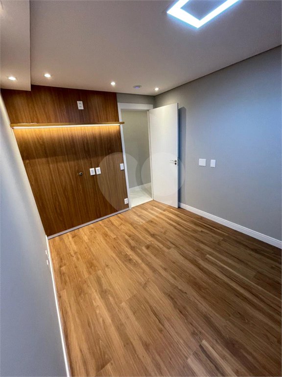 Apartamento à venda ou para alugar com 3 quartos, sendo 1 suíte, em Barra Funda, São Paulo, SP