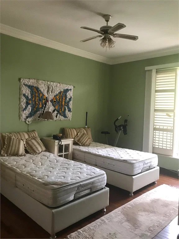 Casa à venda com 4 suítes em Jardim Leonor, São Paulo, SP