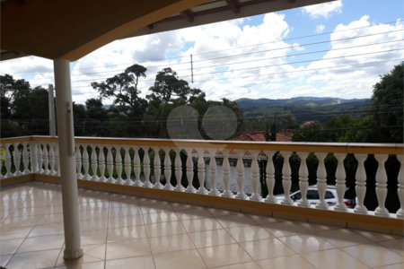 Sobrado à venda com 4 quartos, sendo 2 suítes, em Jardim dos Pinheiros, Atibaia, SP
