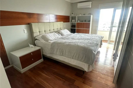 Apartamento à venda com 4 quartos, sendo 3 suítes, em Real Parque, São Paulo, SP