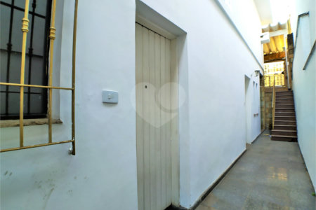 Sobrado à venda com 3 quartos, sendo 1 suíte,  em Vila Mazzei, São Paulo, SP