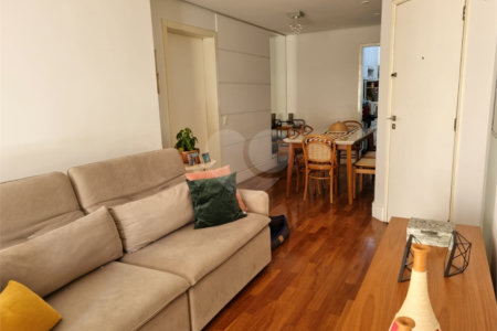 Apartamento à venda com 3 quartos, sendo 1 suíte, em Vila Olímpia, São Paulo, SP