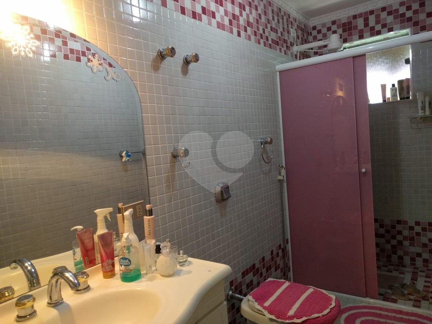 Sobrado à venda ou para alugar com 5 quartos, sendo 3 suítes, em Jardim Marajoara, São Paulo, SP