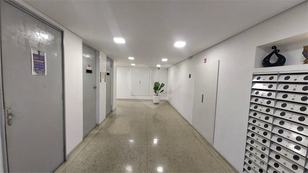 Apartamento à venda com 2 quartos em Sé, São Paulo, SP
