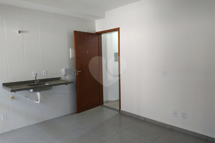 Casa à venda com 2 quartos no condomínio Residencial Magueta, São Paulo - SP