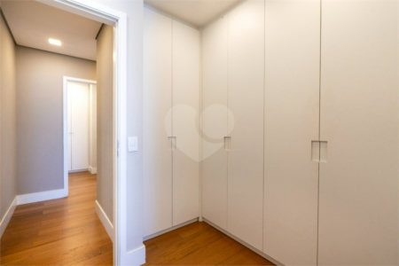 Apartamento à venda com 3 suítes em Vila Mascote, São Paulo, SP