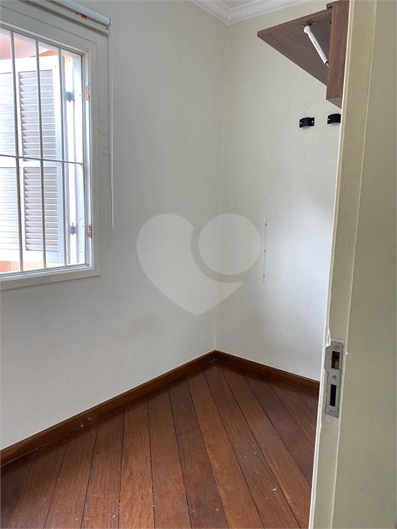 Casa à venda com 4 quartos, sendo 2 suítes, em Cambuci, São Paulo, SP