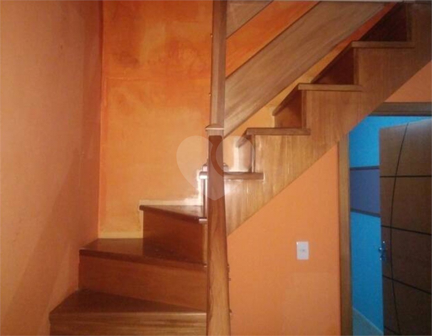 Apartamento à venda com 2 quartos em Jardim Itamarati, Poá, SP