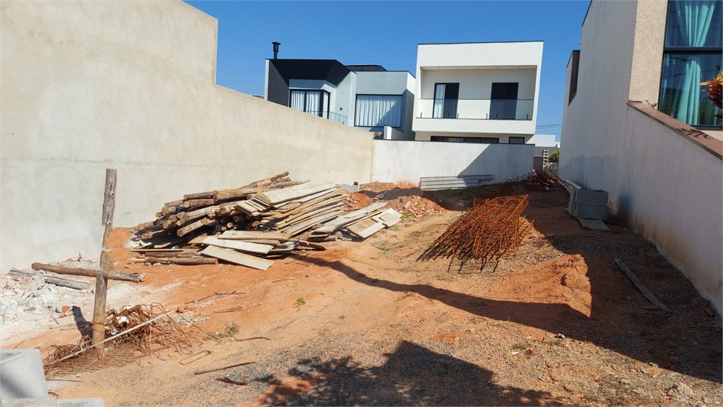 Terreno à venda no condomínio Jardim Residencial Helena Maria, Sorocaba - SP