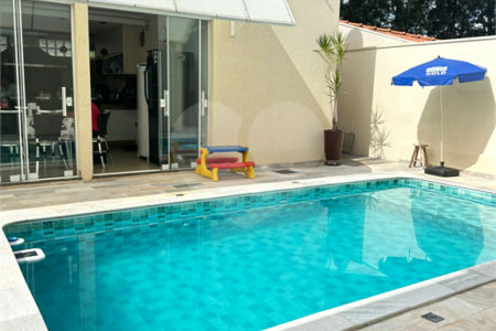 Sobrado à venda com 4 quartos, sendo 3 suítes, em Jardim Residencial Maggiore, Araraquara, SP