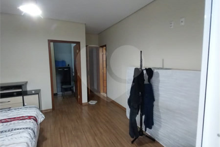 Casa à venda com 3 quartos, sendo 1 suíte, no condomínio Mosaico da Serra, Mogi das Cruzes - SP