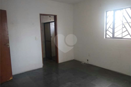 Sobrado à venda com 3 quartos, sendo 1 suíte, em Jardim Santa Luiza, Sorocaba, SP