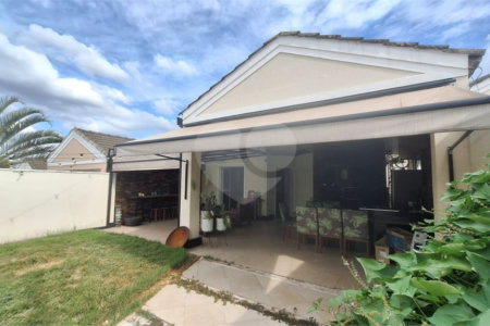 Casa à venda com 3 quartos, sendo 1 suíte,  no condomínio Villa Bella, Sorocaba - SP