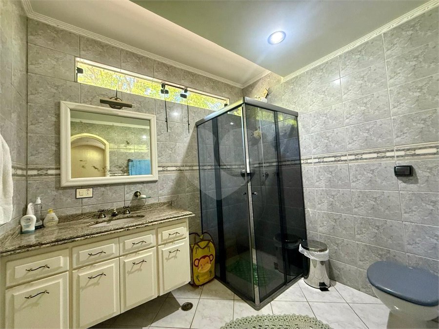 Casa à venda com 4 quartos, sendo 2 suítes,  no condomínio Morada da Lua, Vinhedo - SP