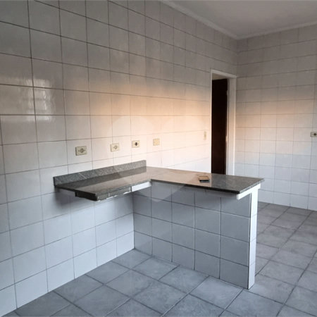Casa à venda com 3 quartos, sendo 1 suíte,  em Jardim Rosa Maria, São Paulo, SP