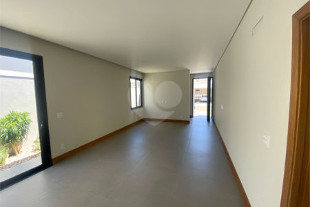 Casa à venda no condomínio Village Damha III - São Carlos/SP