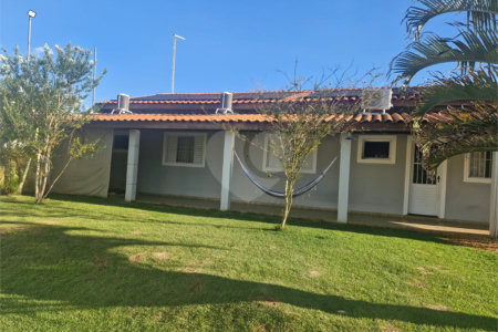 Chácara à venda com 2 quartos, sendo 1 suíte, em Mato Seco, Itapetininga, SP