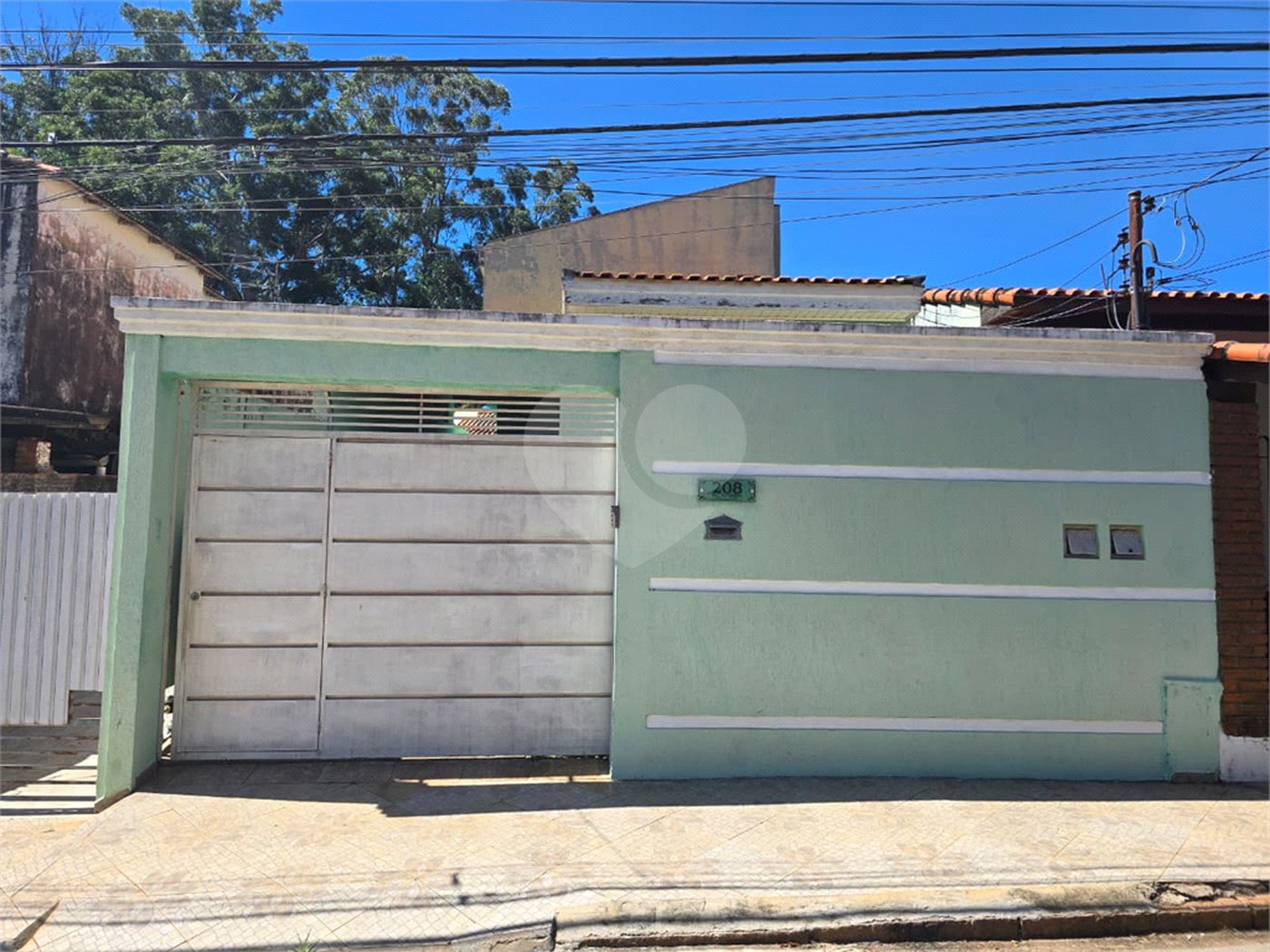 Casa à venda com 5 quartos, sendo 1 suíte,  em Vila Santana, Itapetininga, SP