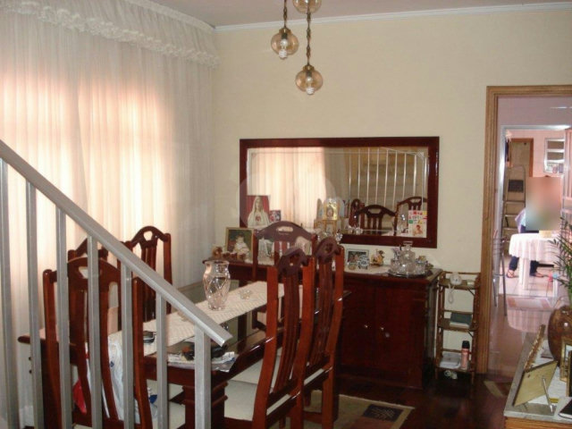 Sobrado à venda com 3 quartos, sendo 1 suíte,  em Butantã, São Paulo, SP