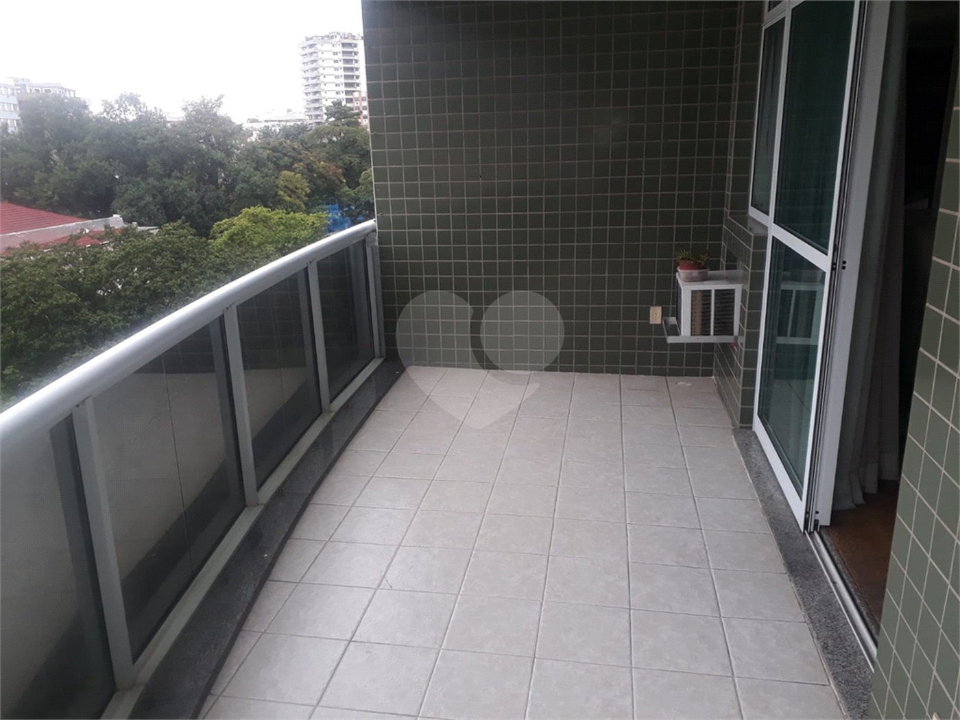 Apartamento à venda com 4 quartos, sendo 1 suíte, em Tijuca, Rio de Janeiro, RJ