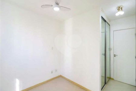 Apartamento à venda ou para alugar com 3 quartos, sendo 1 suíte,  em Vila Andrade, São Paulo, SP