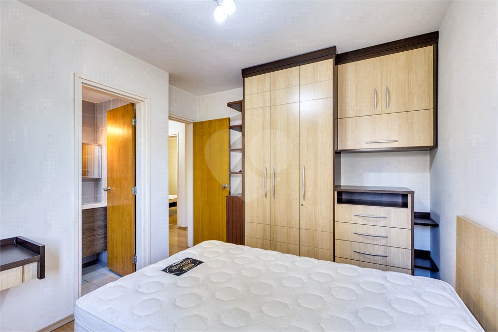 Apartamento à venda com 3 quartos, sendo 1 suíte, em Chácara Santo Antônio (zona Sul), São Paulo, SP