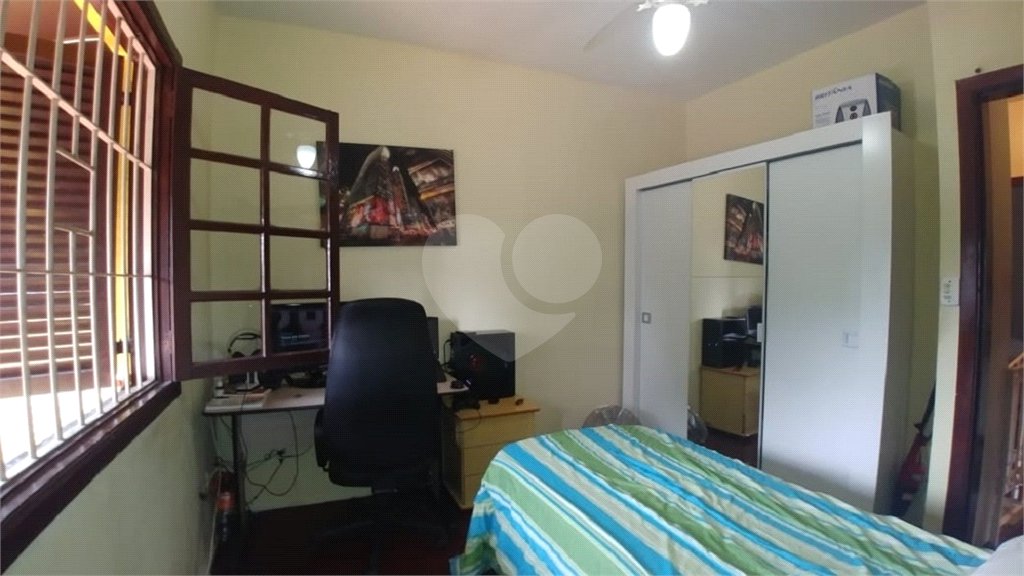 Sobrado à venda com 3 quartos, sendo 1 suíte,  em Tremembé, São Paulo, SP