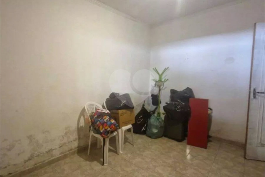 Sobrado à venda com 8 quartos em Vila Guarani, São Paulo, SP