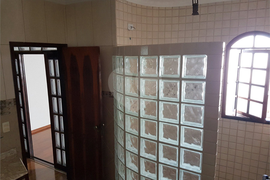 Casa à venda com 4 quartos, sendo 1 suíte, em Santana, São Paulo, SP
